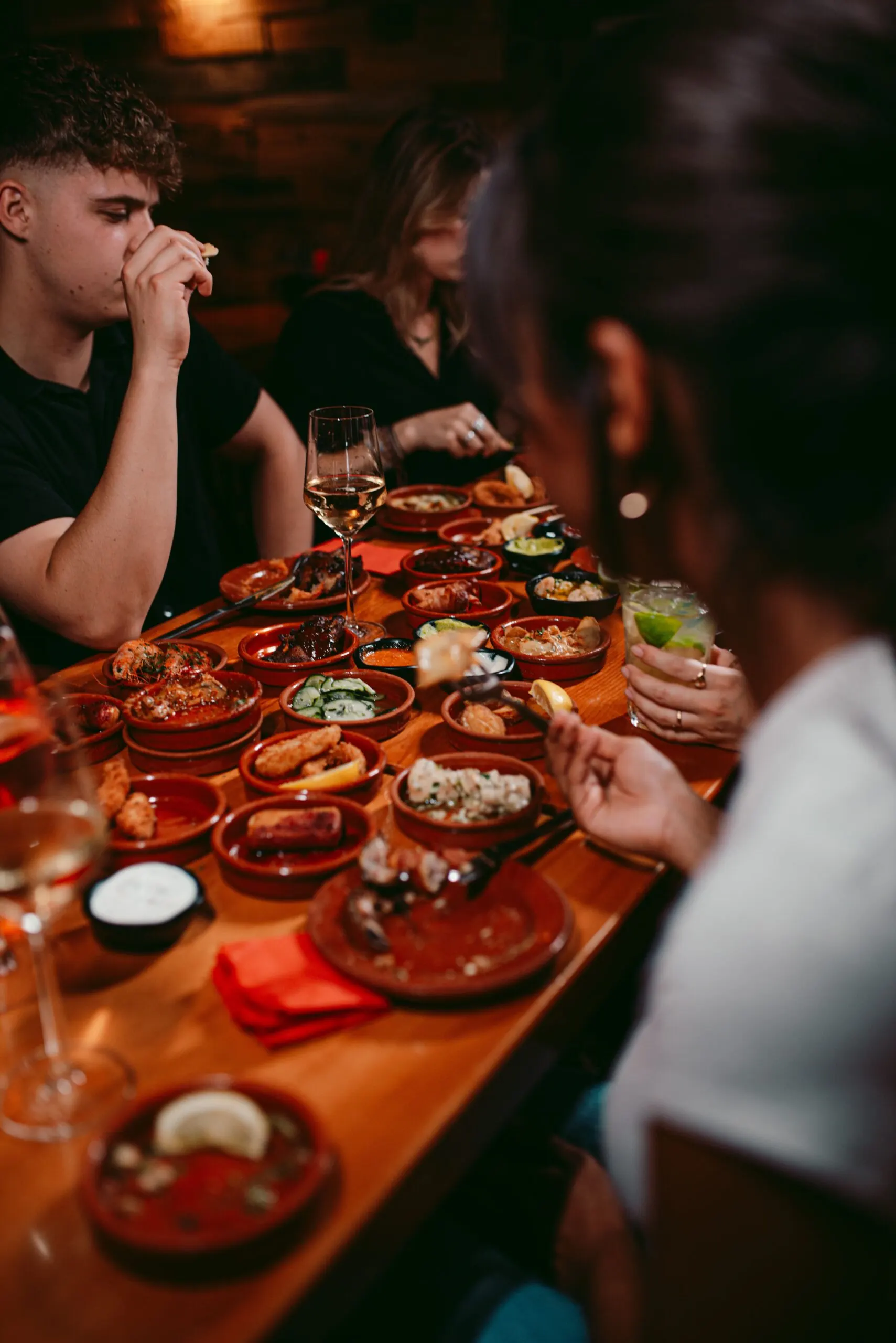 All you can eat Dortmund bei Tapas & More All you can eat Dortmund mit Tapas am Tisch